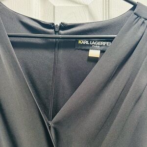 Karl Lagerfeld Black V-Neck Sleeveless Cocktail Dress